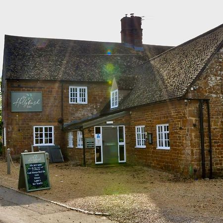 The Hollybush Inn And B&B Priors Marston Esterno foto