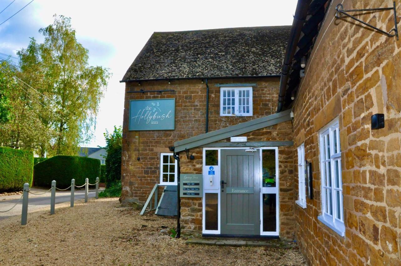 The Hollybush Inn And B&B Priors Marston Esterno foto