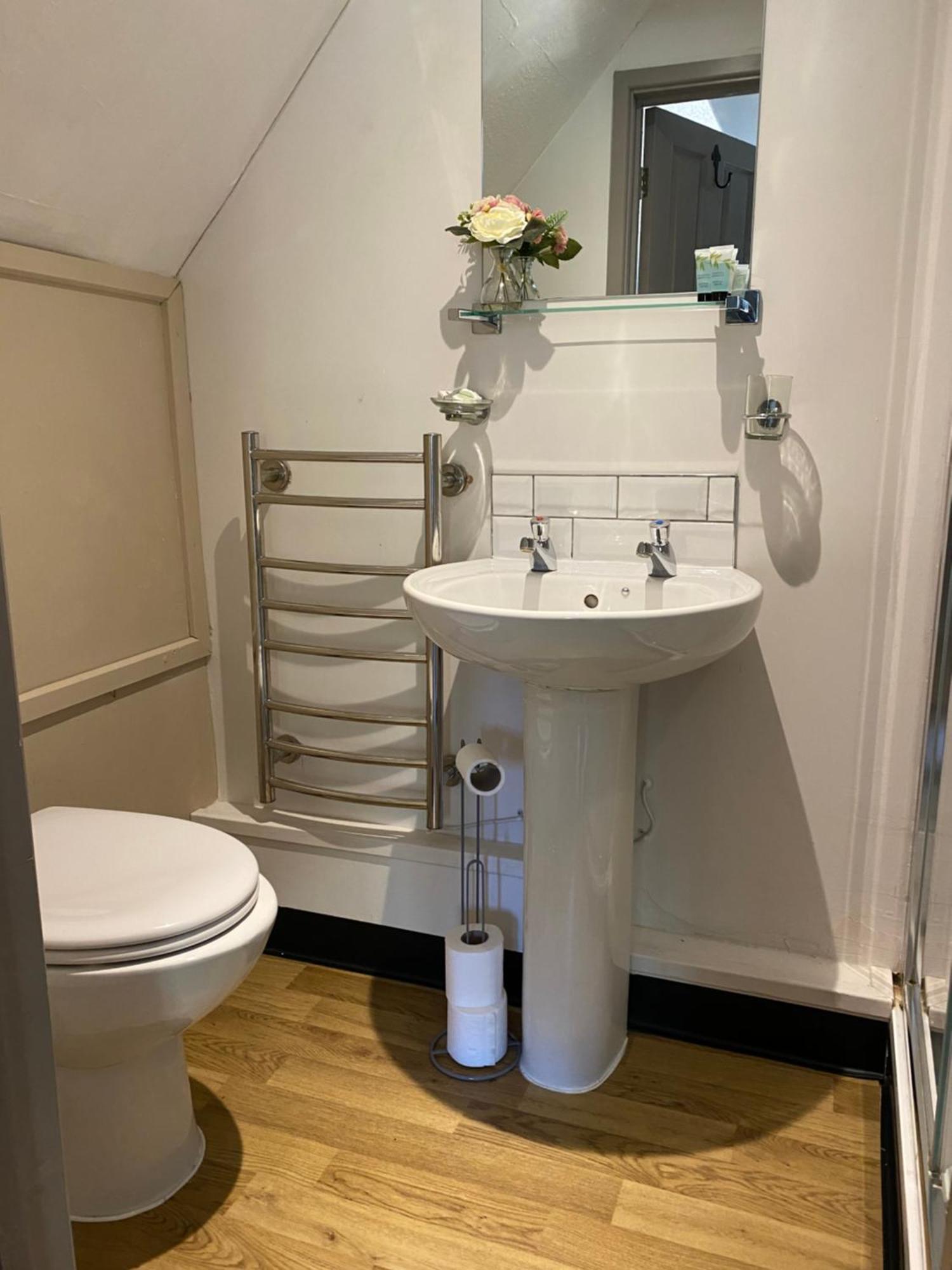 The Hollybush Inn And B&B Priors Marston Esterno foto