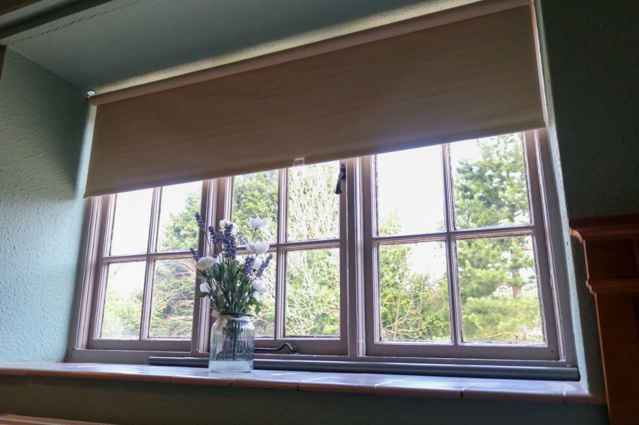 The Hollybush Inn And B&B Priors Marston Esterno foto